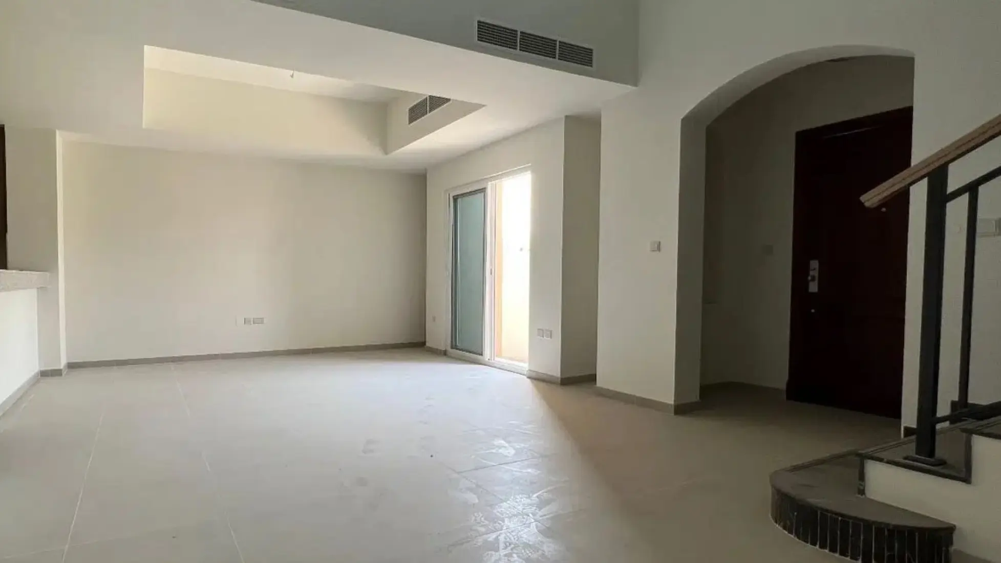 Unfurnished finishing 2