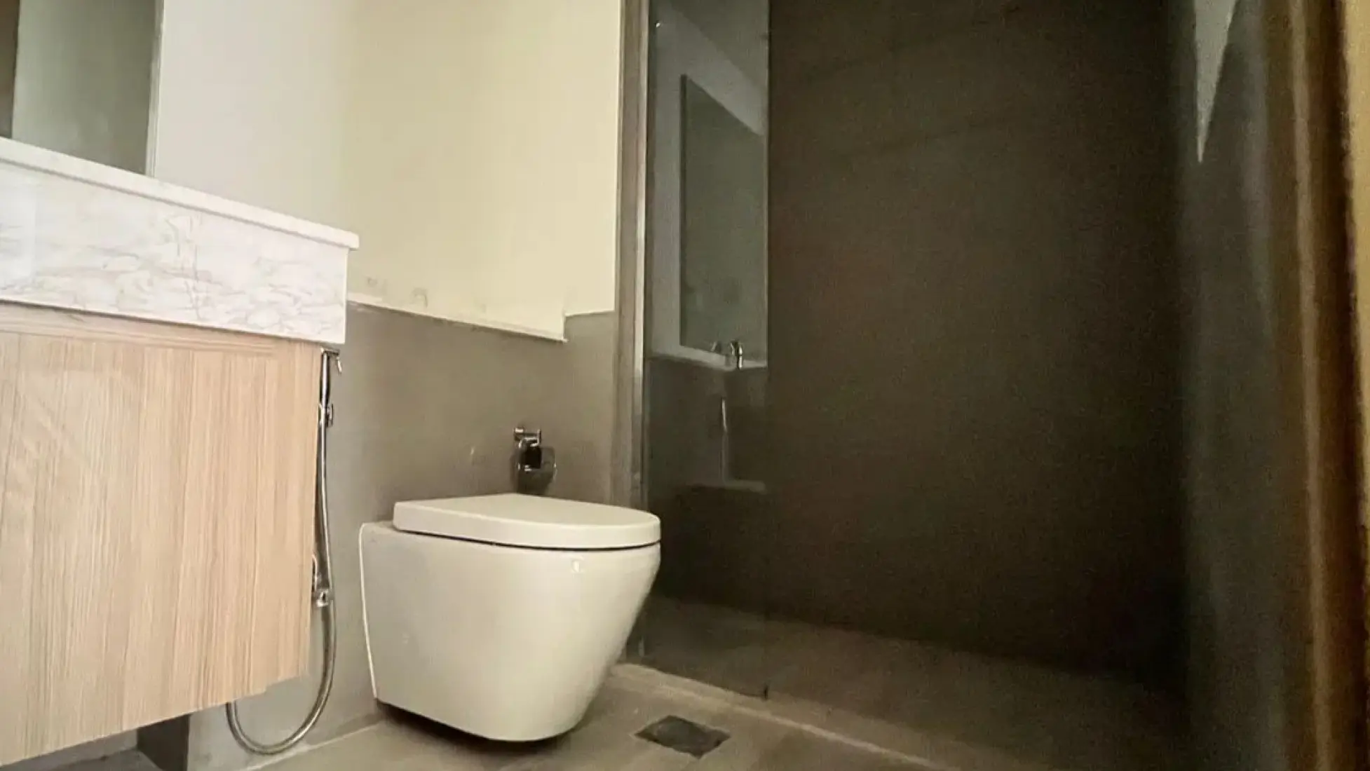 Unfurnished finishing 4