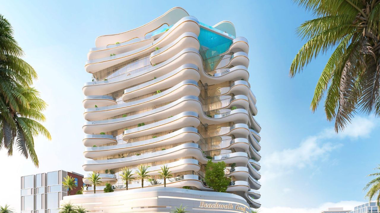 Beach Walk Grand