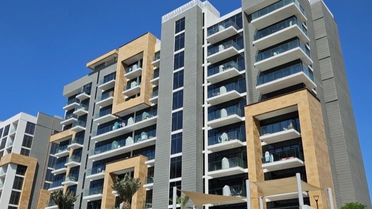 Azizi Riviera 21