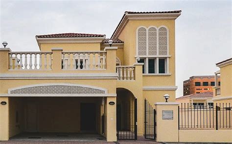 PARKWOOD VILLAS l