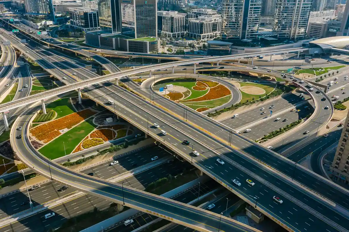 The Future of Urban Mobility: Dubai is Set to Build a New Multi-Million-Dollar Road Parallel to Sheikh Zayed Road