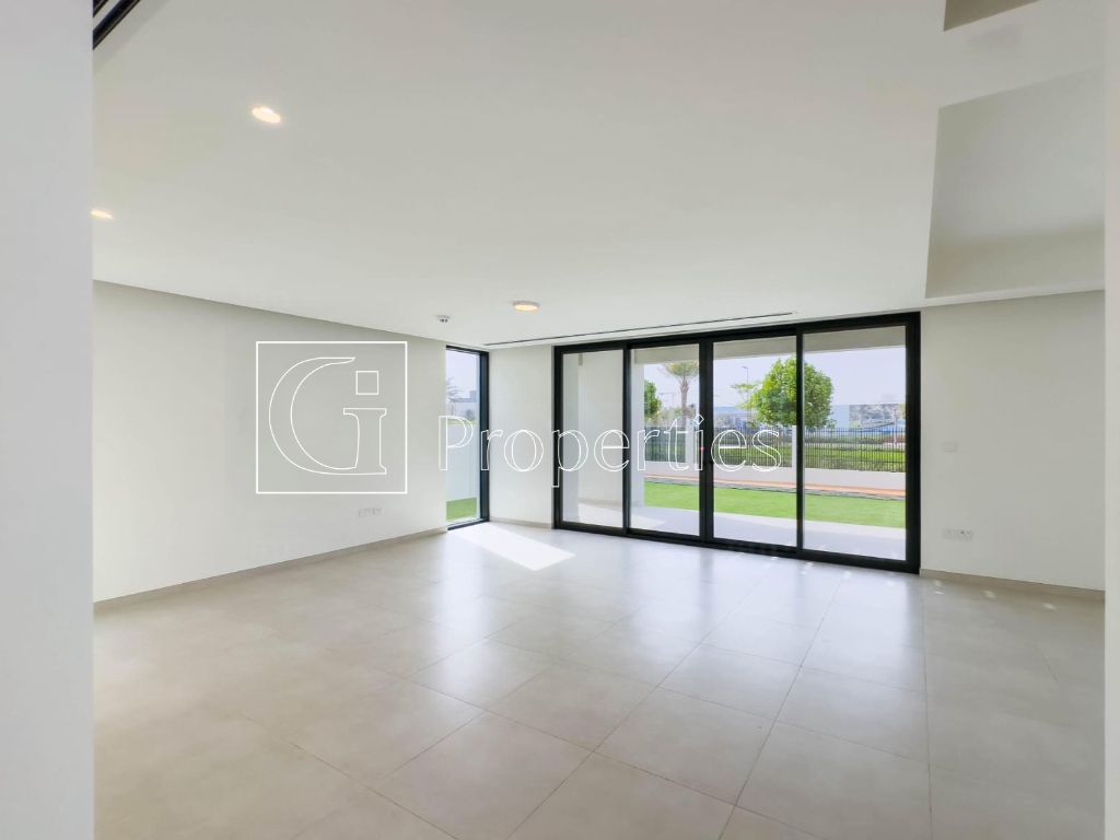 Corner Unit | Bigger Plot | Landscaped - 3