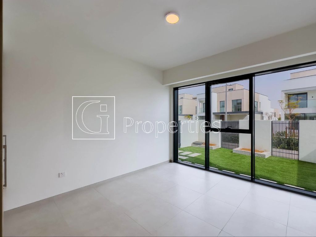 Corner Unit | Bigger Plot | Landscaped - 7