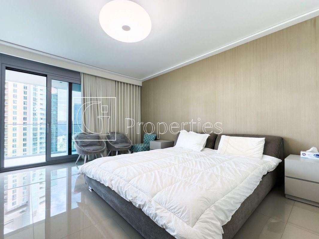 Burj Khalifa View | Vacant | Fully Furnished - 4