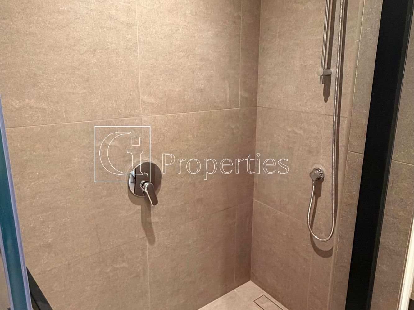 Luxury 1BR | Ready Unit | Prime Location - 8