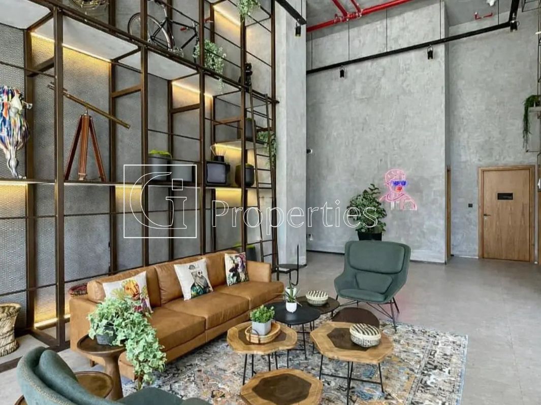 Vacant Now | Fully Furnished | Multiple Cheques - 12
