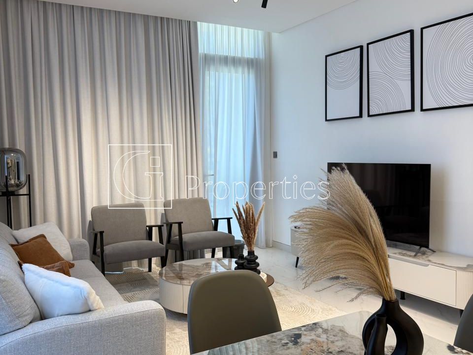 Fully Furnished | Vacant | Waterfront Living - 2