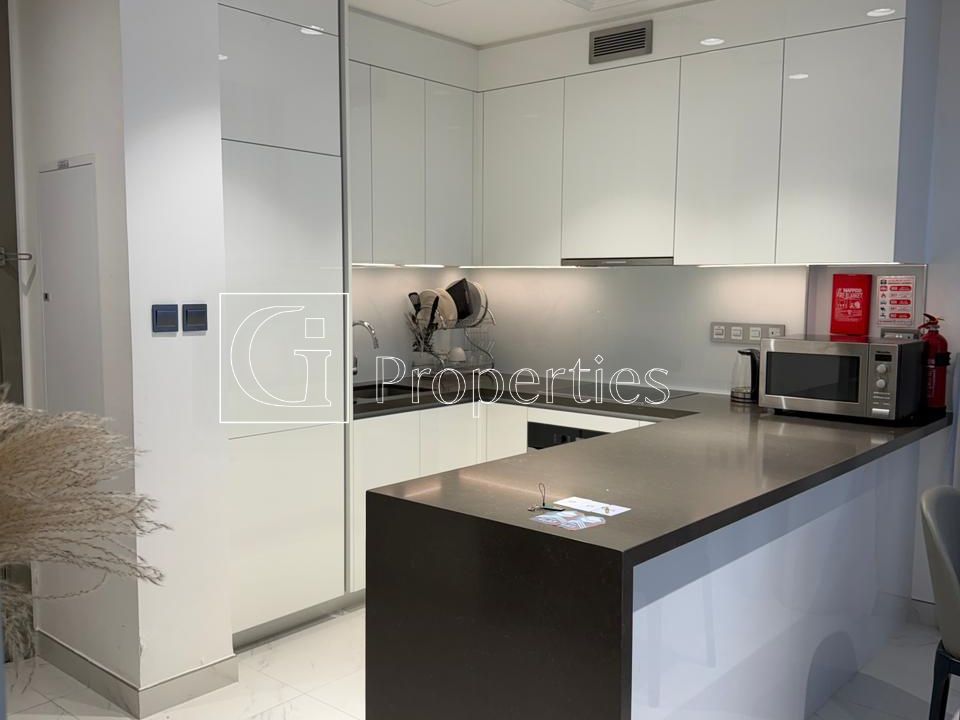 Fully Furnished | Vacant | Waterfront Living - 4