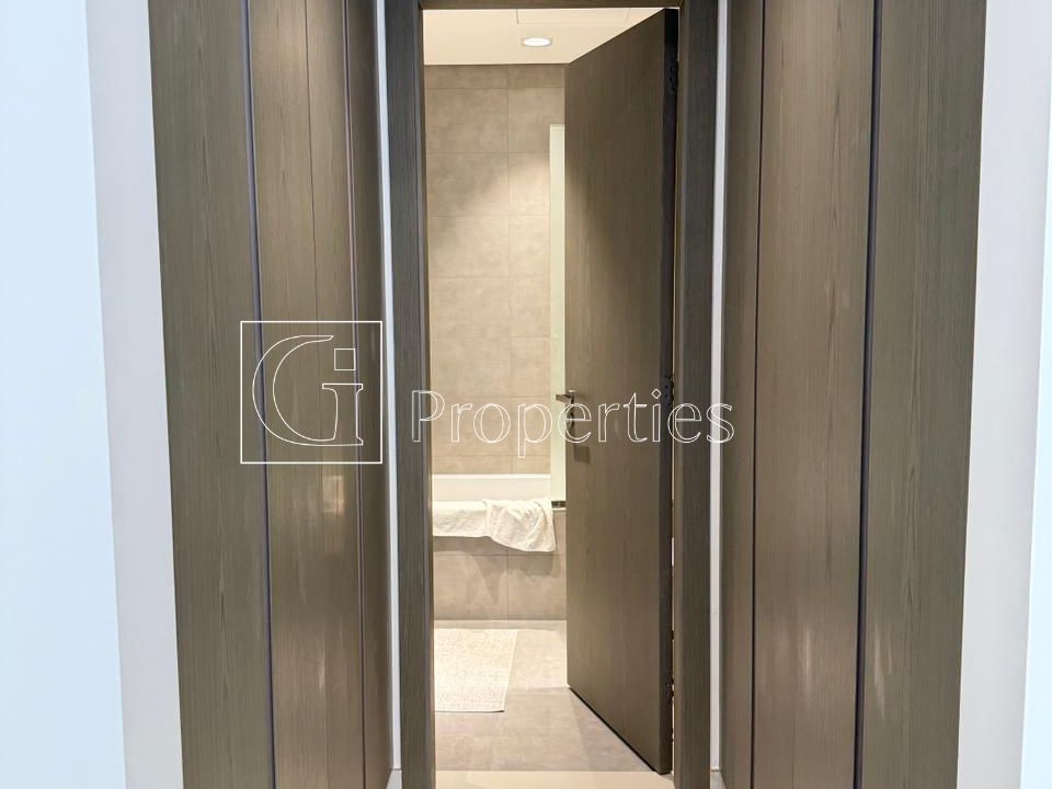 Fully Furnished | Vacant | Waterfront Living - 9