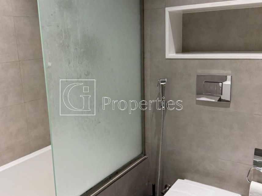 Fully Furnished | Vacant | Waterfront Living - 11