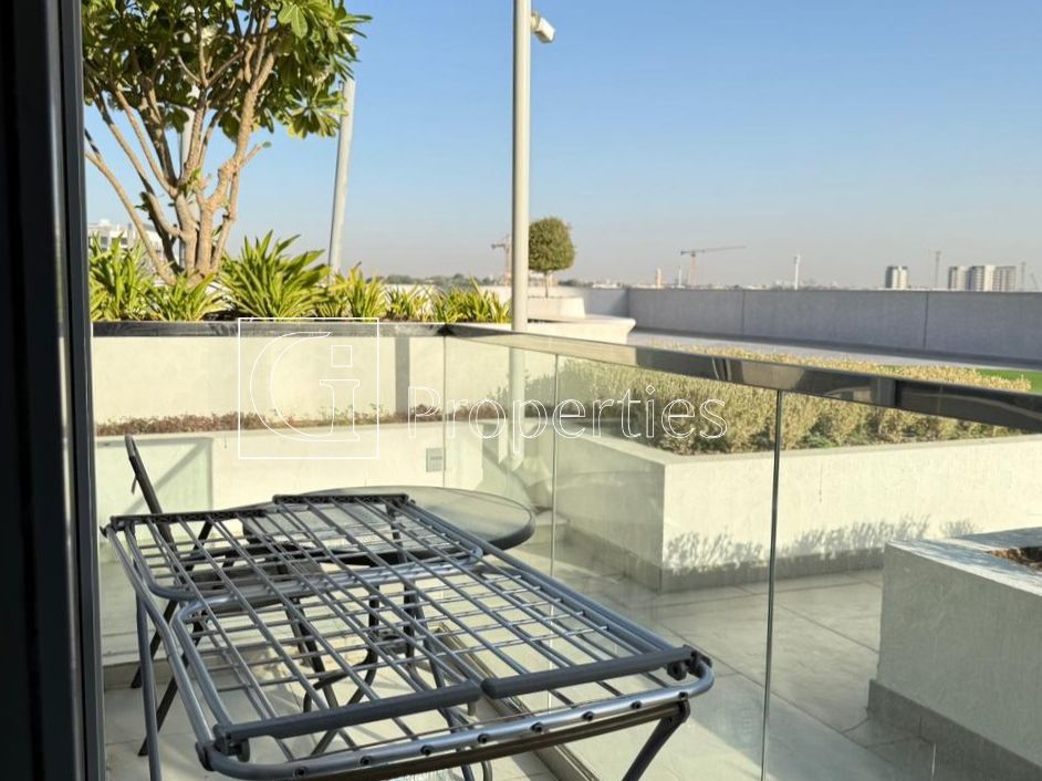 Fully Furnished | Vacant | Waterfront Living - 17