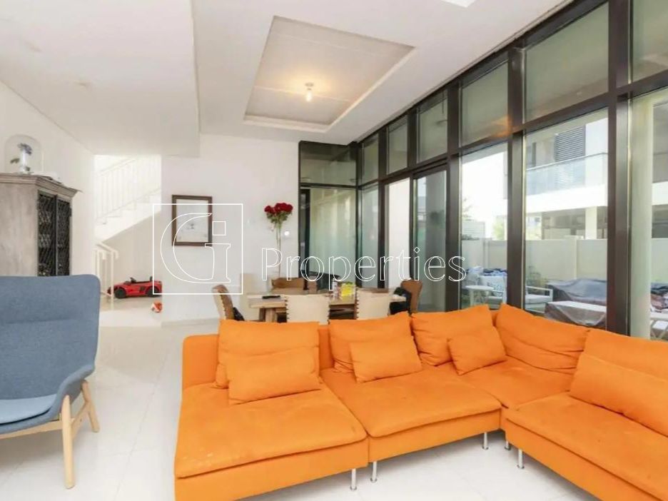 Spacious | Unfurnished | Vastu | Landscaped Garden - 5