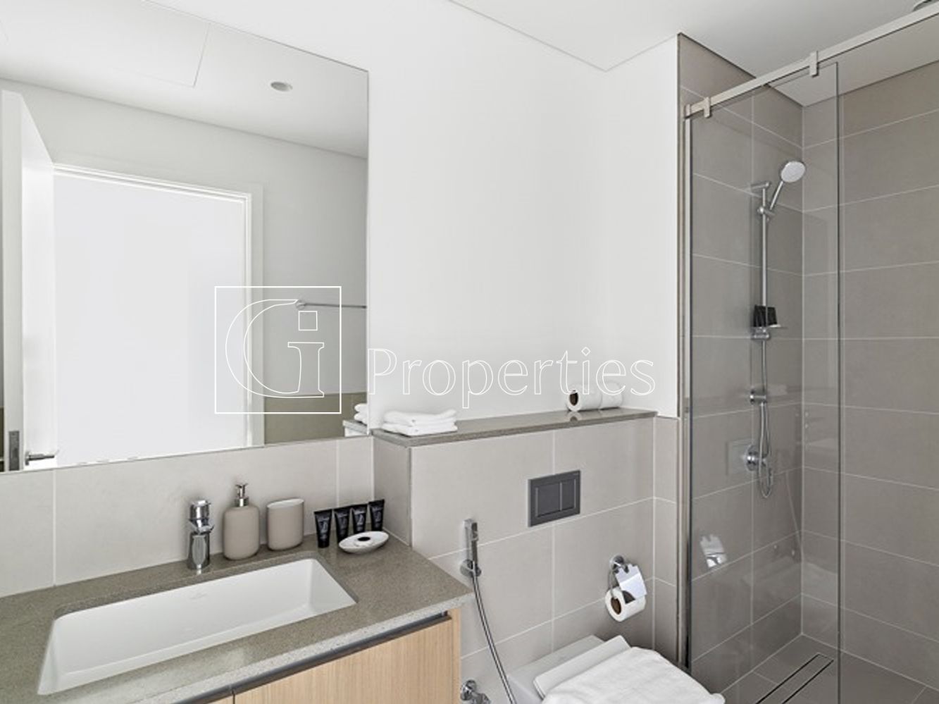 Fully Furnished | Hot Deal | Amazing View - 18