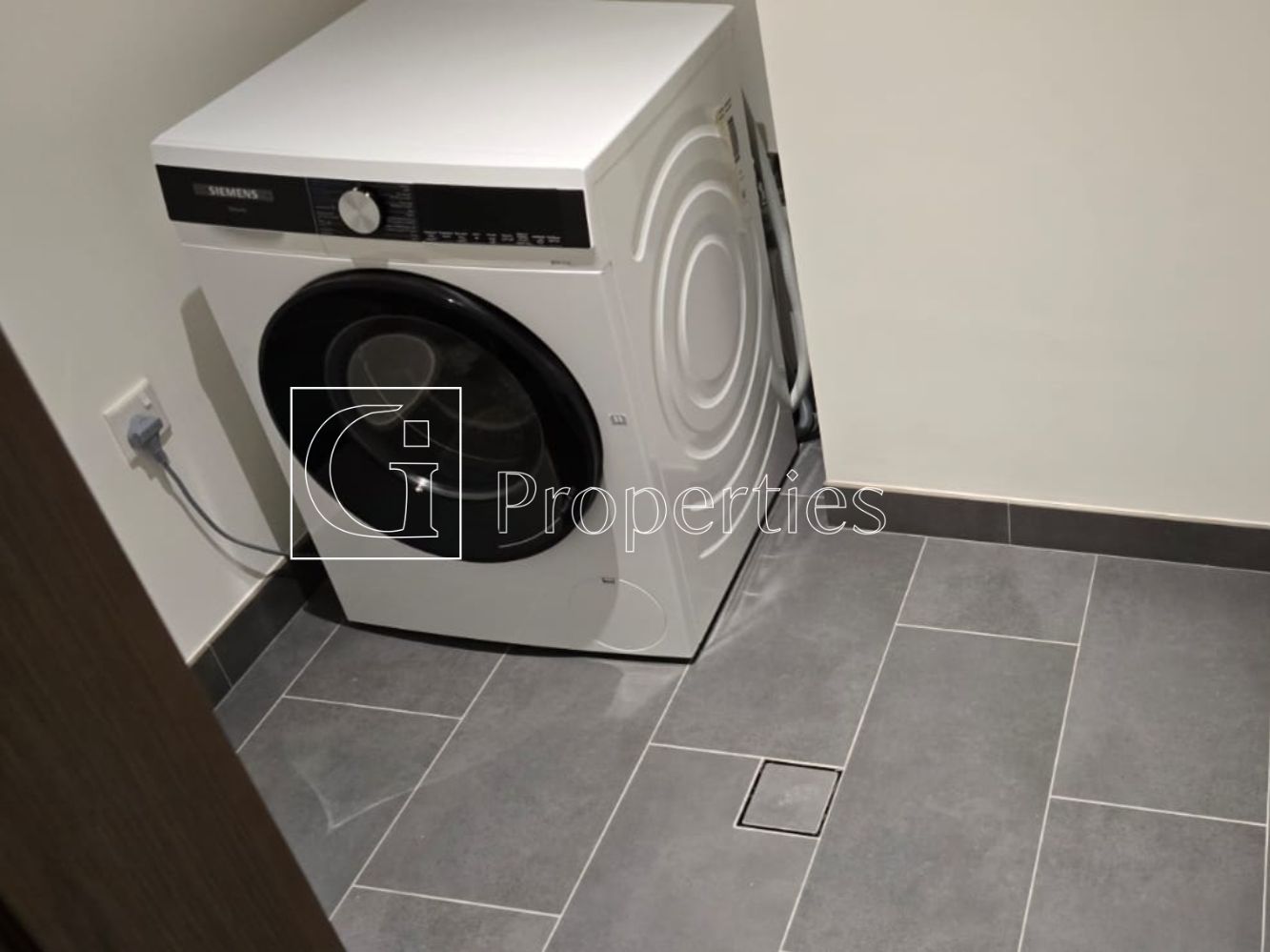 4bed + Maids | Waterfront | Investor Deal - 10