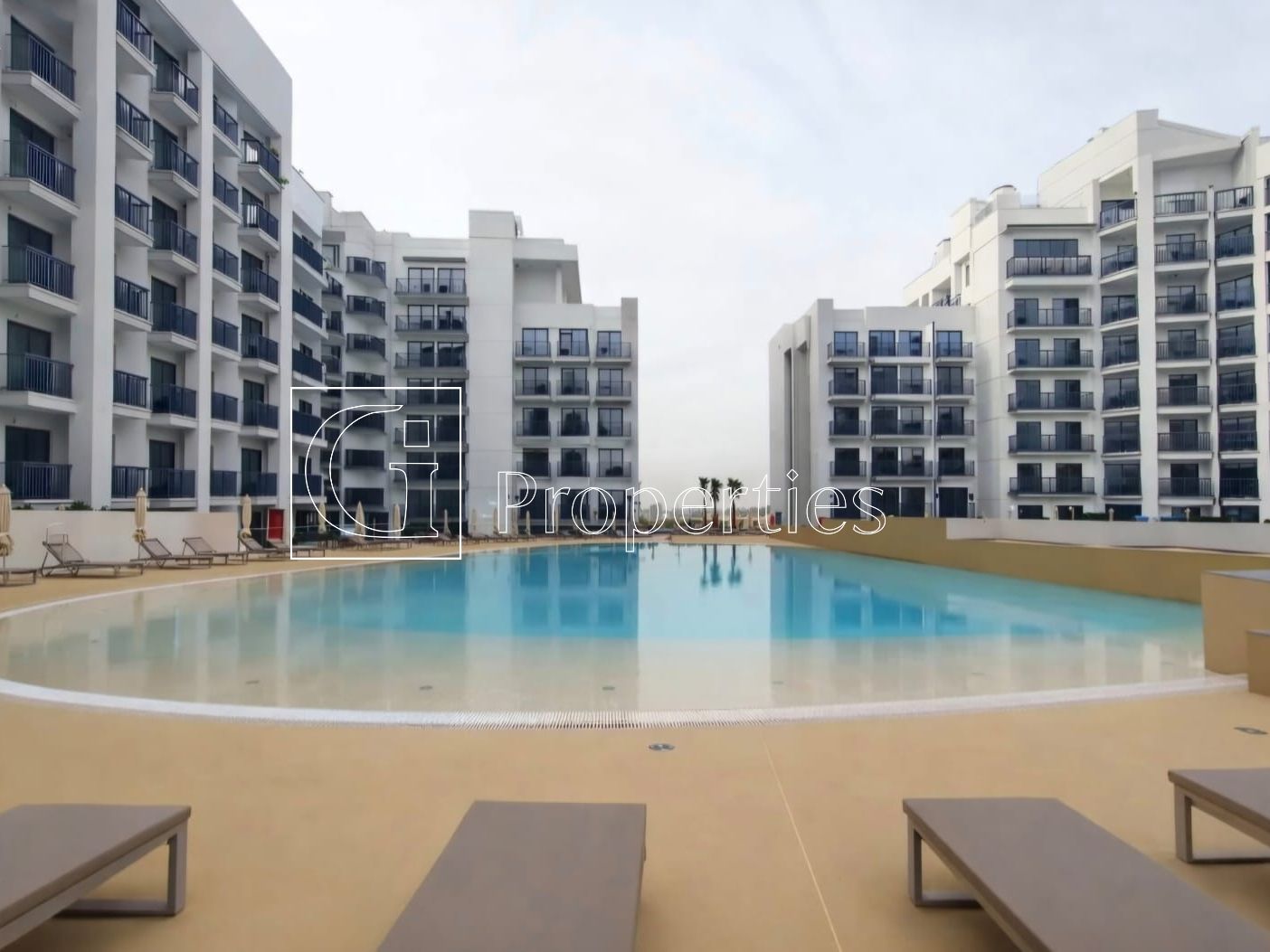 Fully Furnished | 6 Cheque's | Pool View - 10