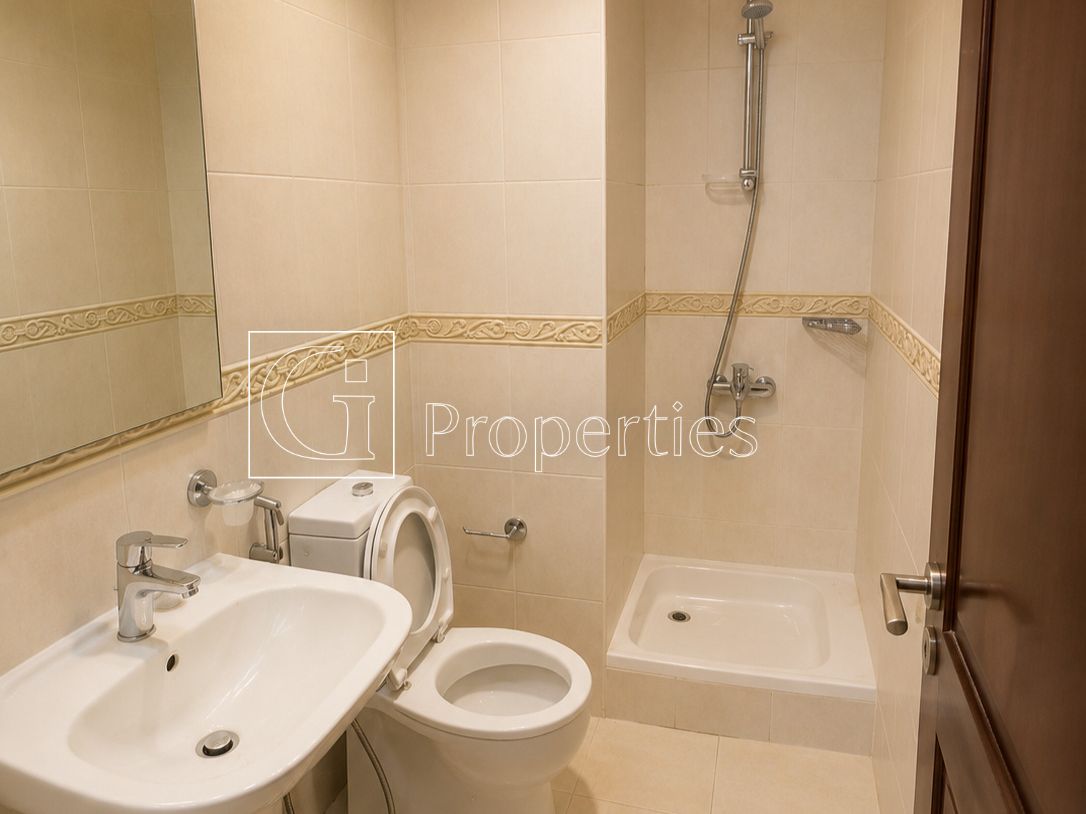 Stunning 2BR | Sea View | Fully Furnished - 10