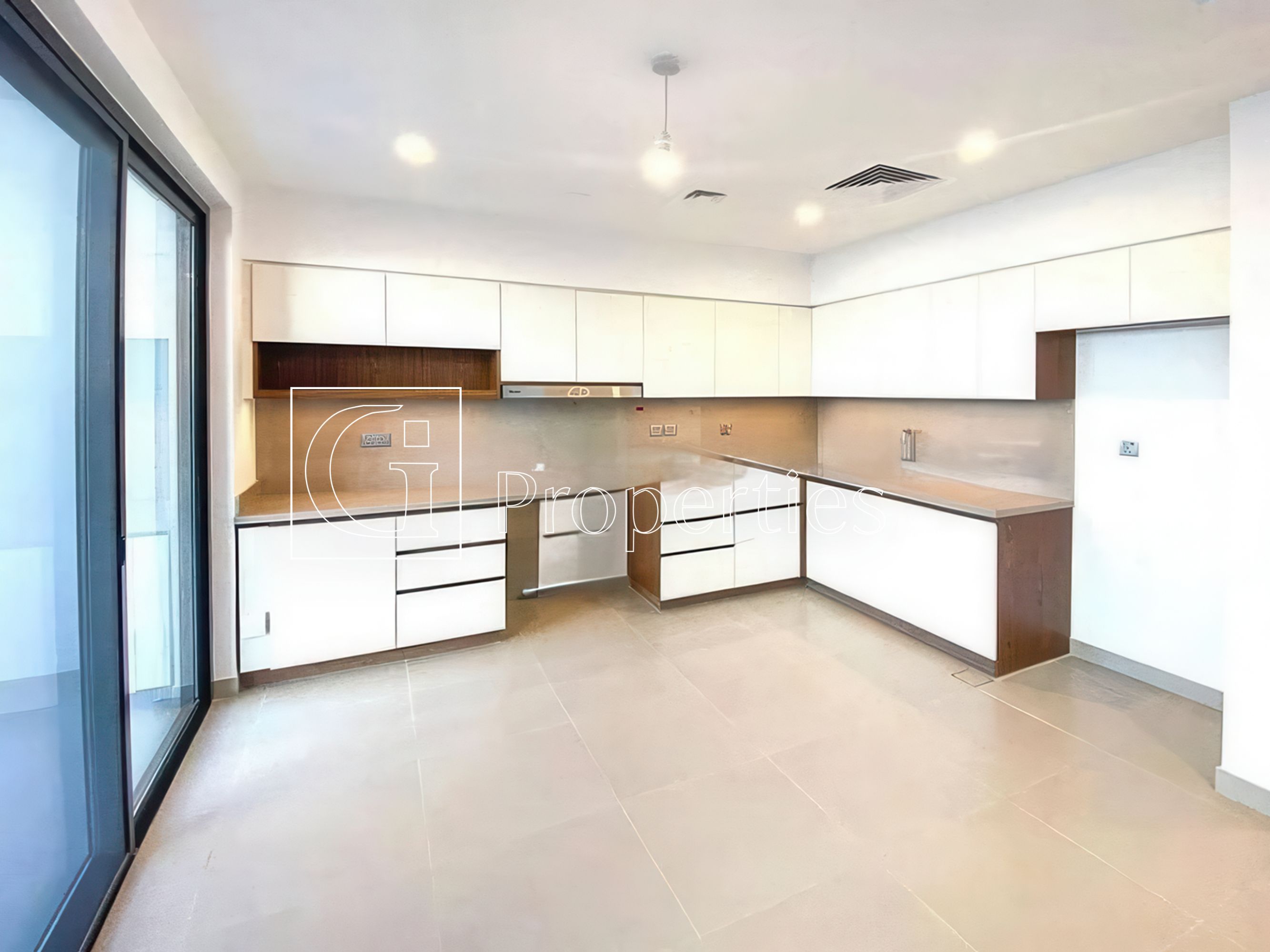3BR Villa | Unfurnished | Family Community - 10