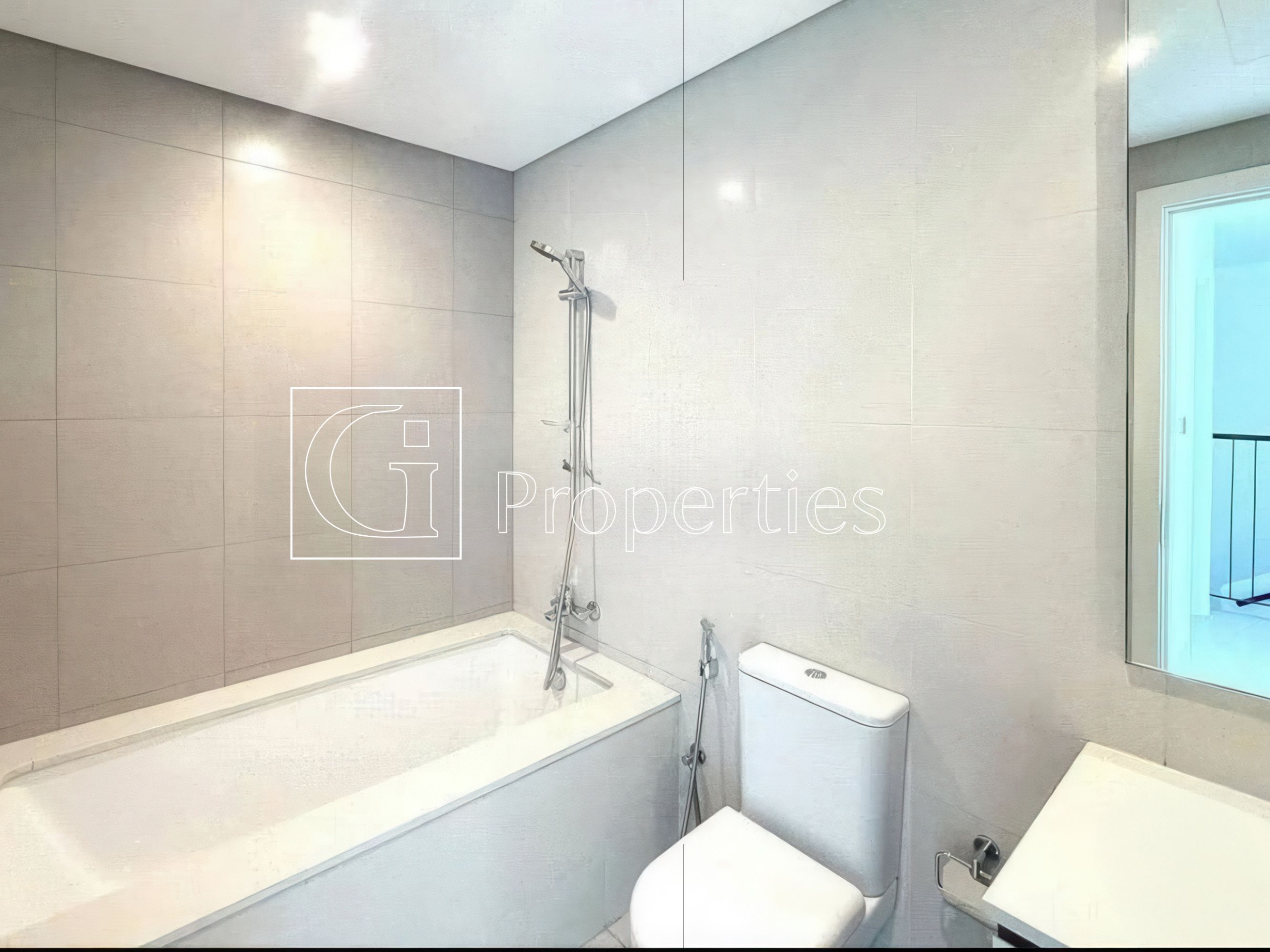 3BR Villa | Unfurnished | Family Community - 12