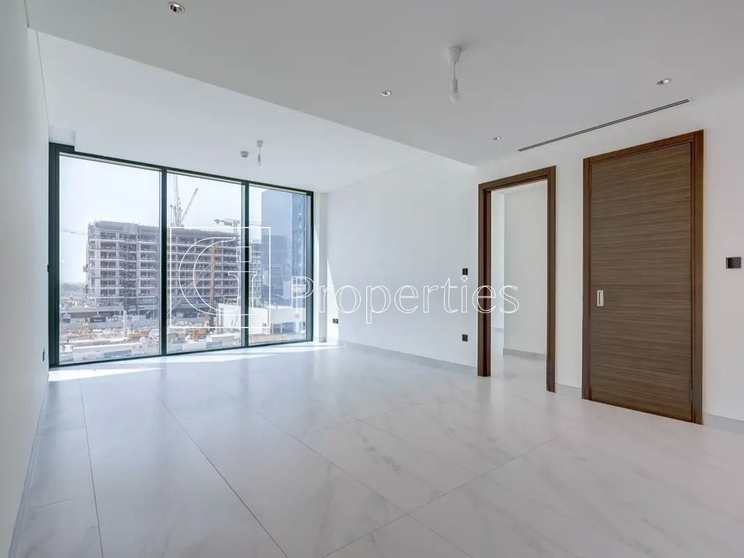 Crystal Lagoon | Brand New | Unfurnished | Vacant - 1