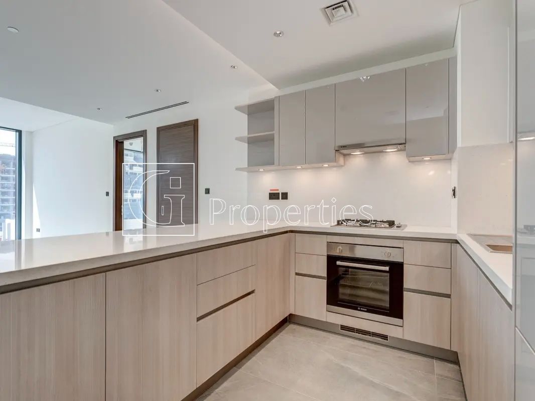 Crystal Lagoon | Brand New | Unfurnished | Vacant - 5