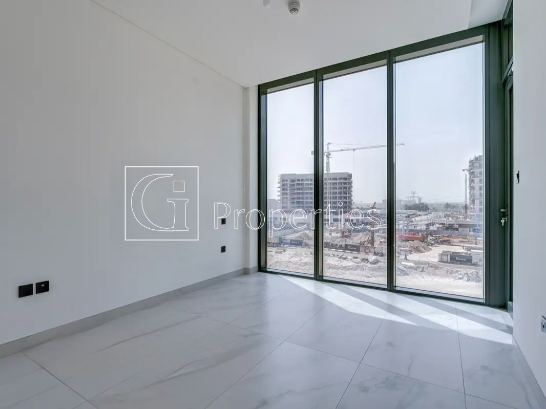 Crystal Lagoon | Brand New | Unfurnished | Vacant - 8