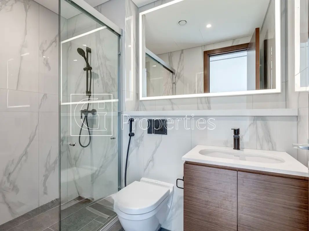 Crystal Lagoon | Brand New | Unfurnished | Vacant - 18