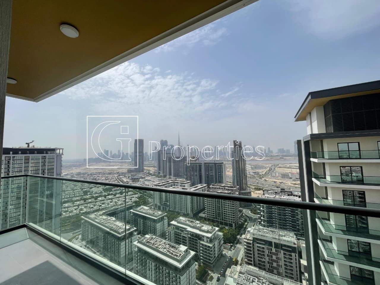 Brand New | Burj Khalifa View | Vacant - 11