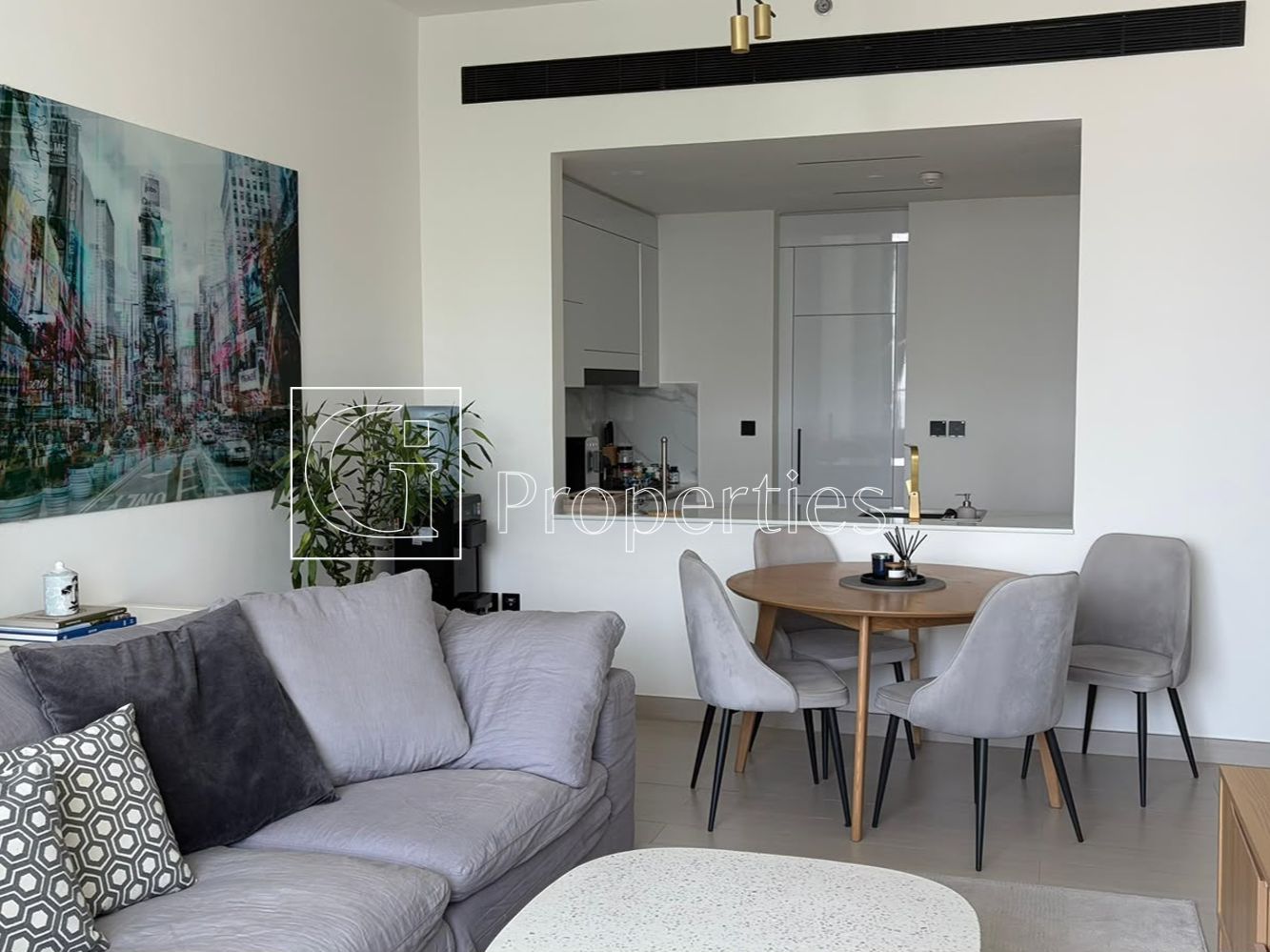 Well Maintained | High Floor | Spacious - 4