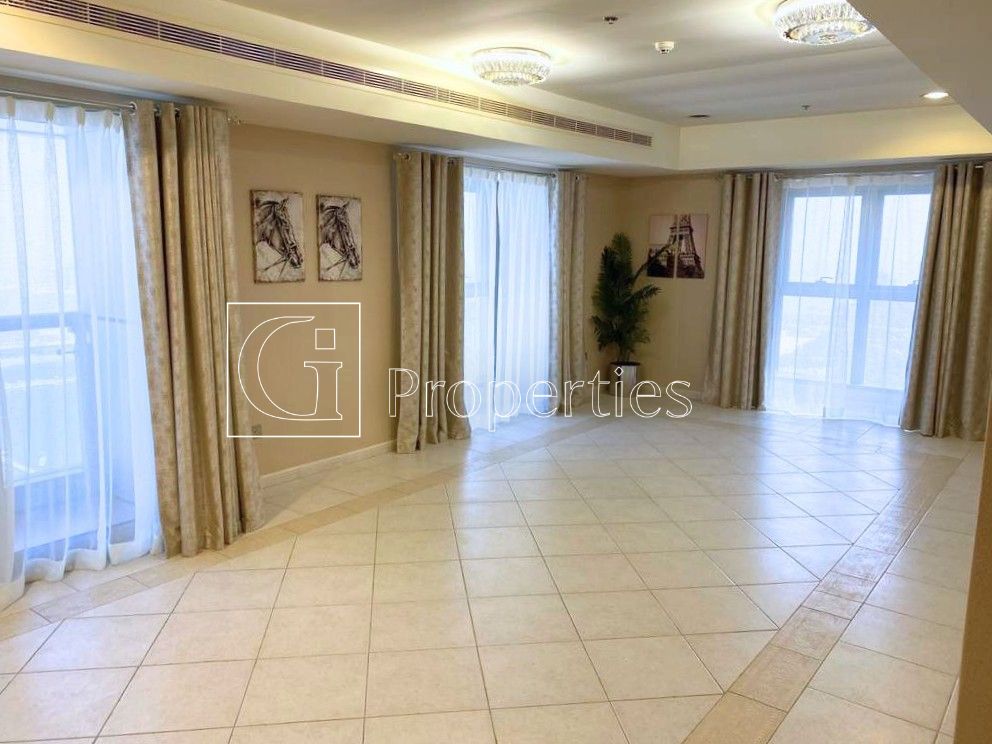Spacious Layout | Panoramic Views | Prime Location - 1