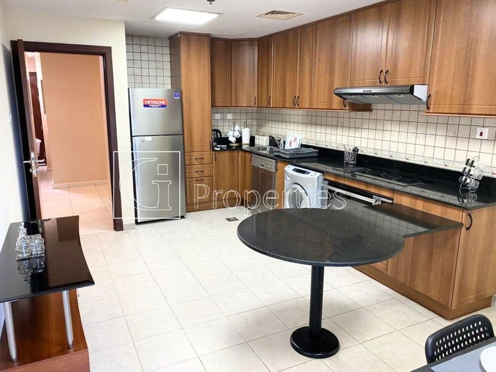 Spacious Layout | Panoramic Views | Prime Location - 7