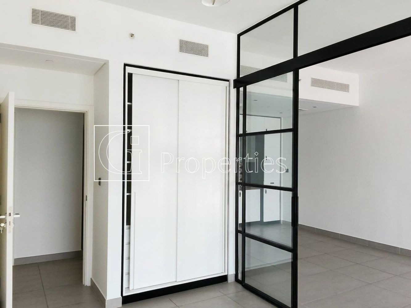 Multiple Cheques | High floor | Unfurnished - 8