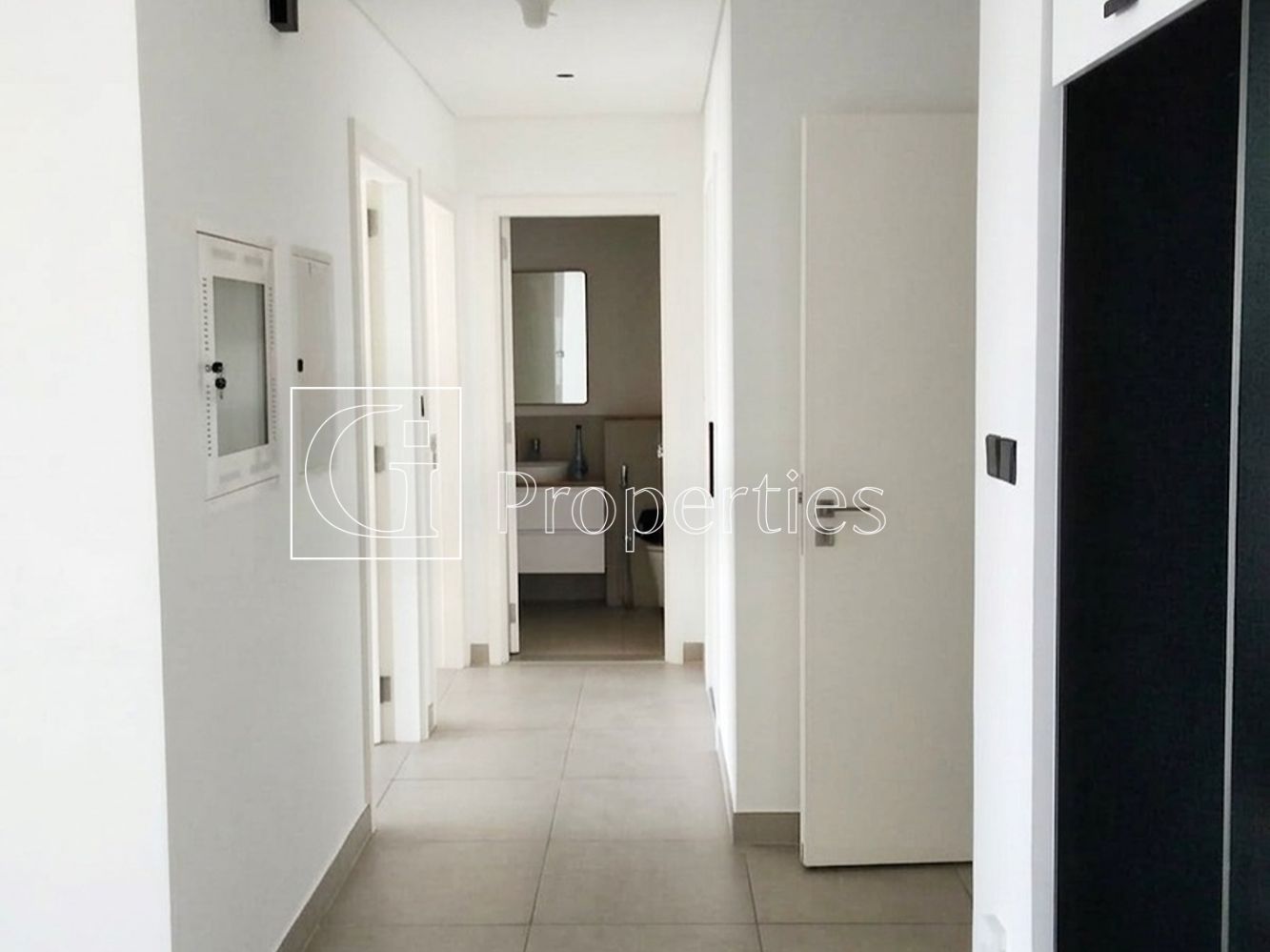 Multiple Cheques | High floor | Unfurnished - 10