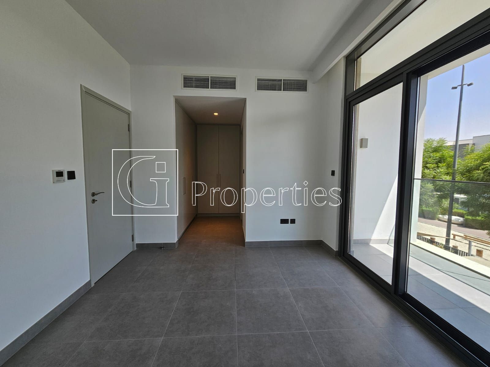 Facing Park View | Single Row | Vacant - 11