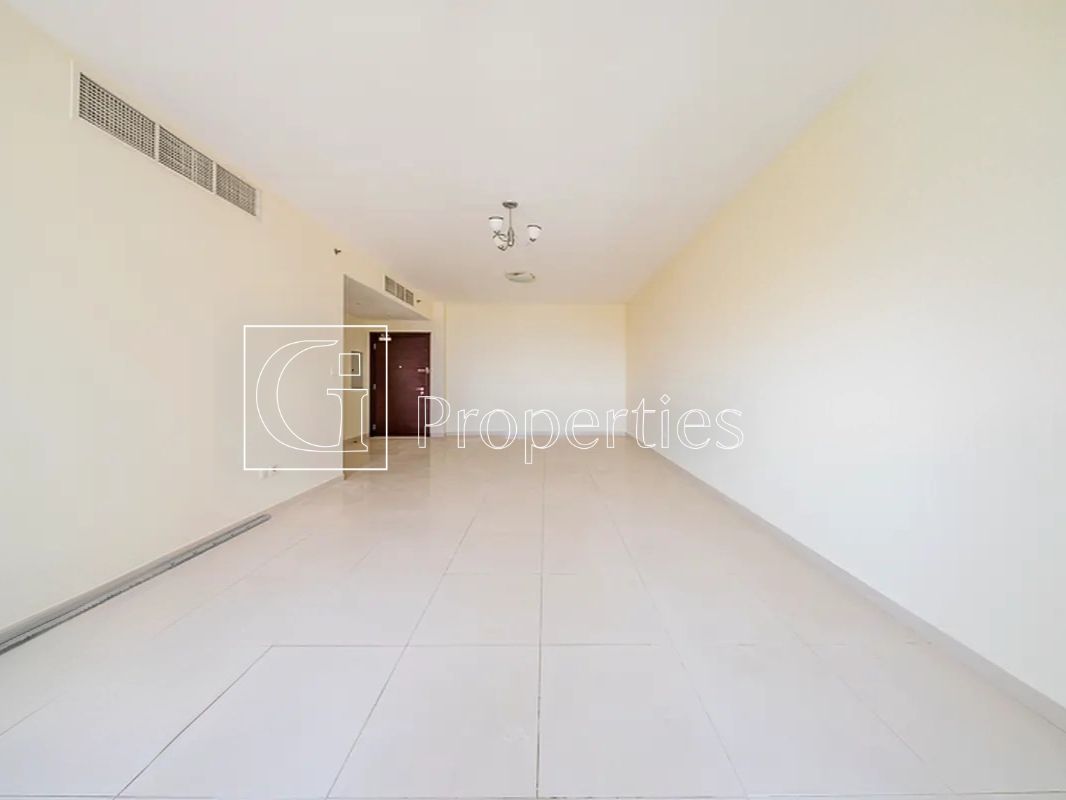 Unfurnished | High Floor | 1Minute walk from Metro - 7
